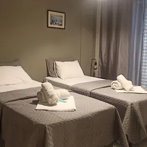 https://thess-hostel.hotels-of-thessaloniki.com