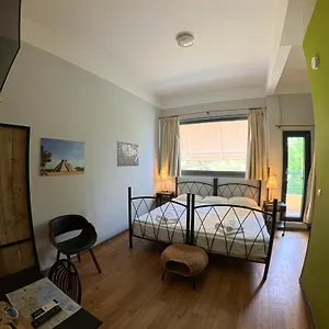 Πανσιόν Rent, Θεσσαλονίκη